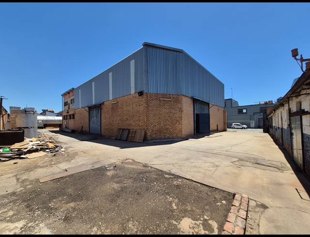1,200M² WAREHOUSE FOR SALE IN DENVER